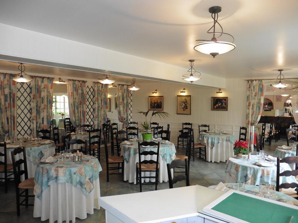 Le Petit Chaperon Rouge Hotel Coux-et-Bigaroque-Mouzens ภายนอก รูปภาพ